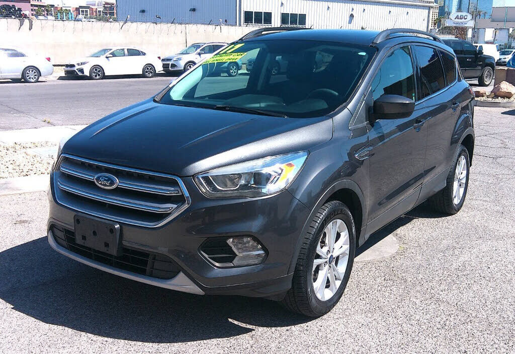 2017 FORD Escape
