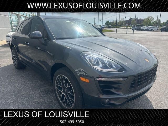 2017 PORSCHE Macan