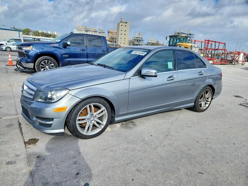 2012 MERCEDES-BENZ C-Class