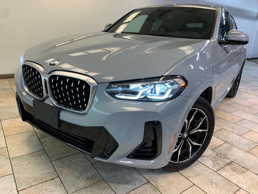 2023 BMW X4