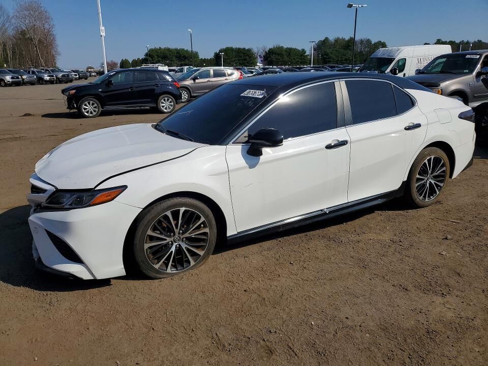 2020 TOYOTA Camry