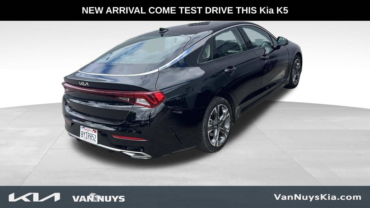 2022 KIA K5