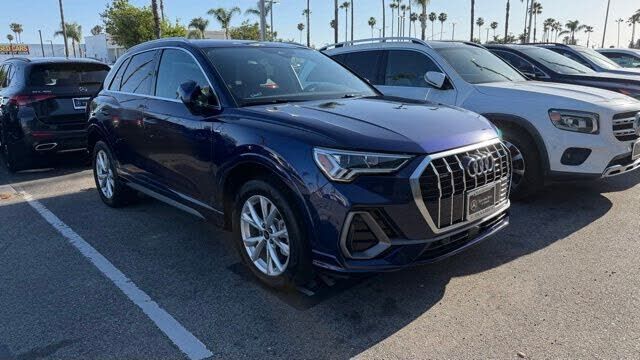 2022 AUDI Q3