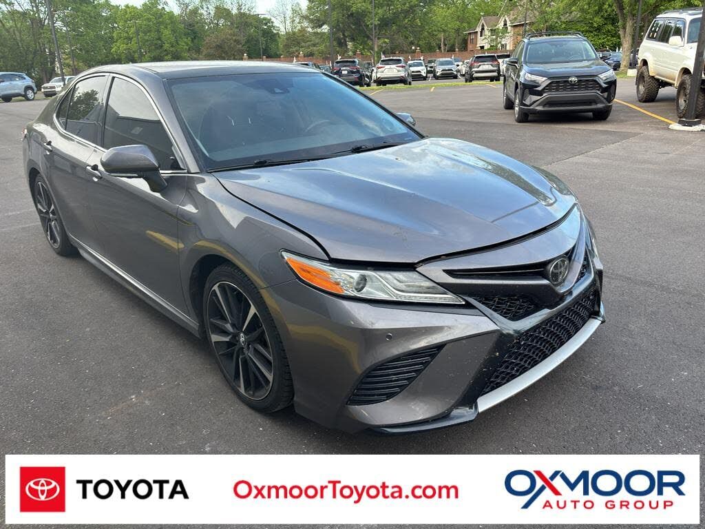 2020 TOYOTA Camry