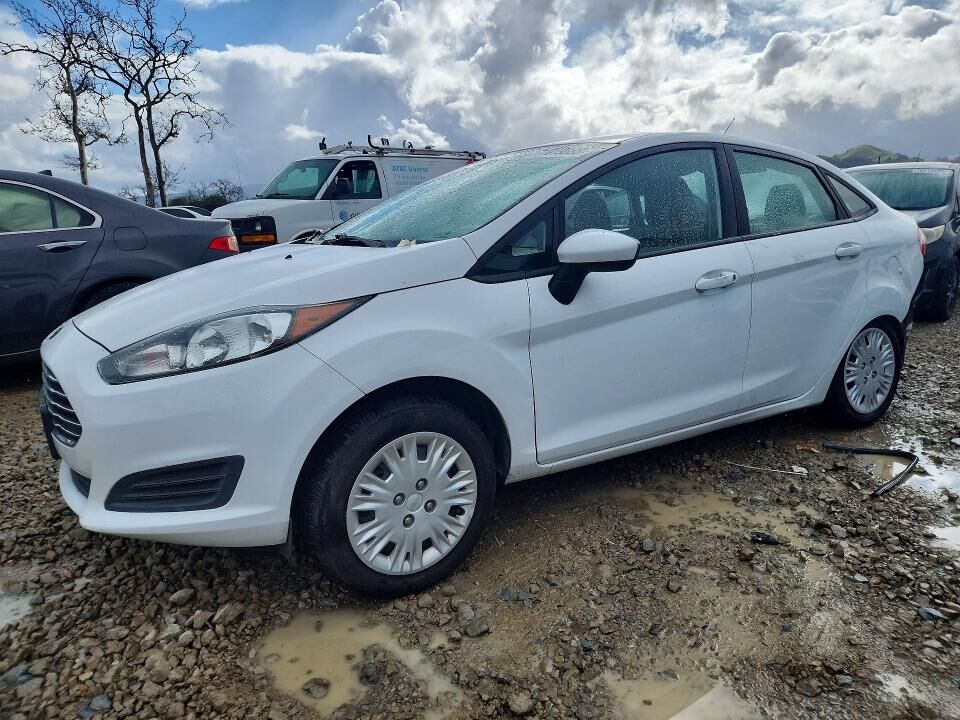 2014 FORD Fiesta