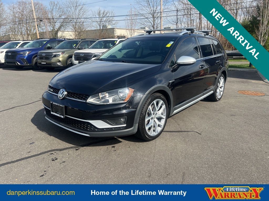 2017 VOLKSWAGEN Golf Alltrack