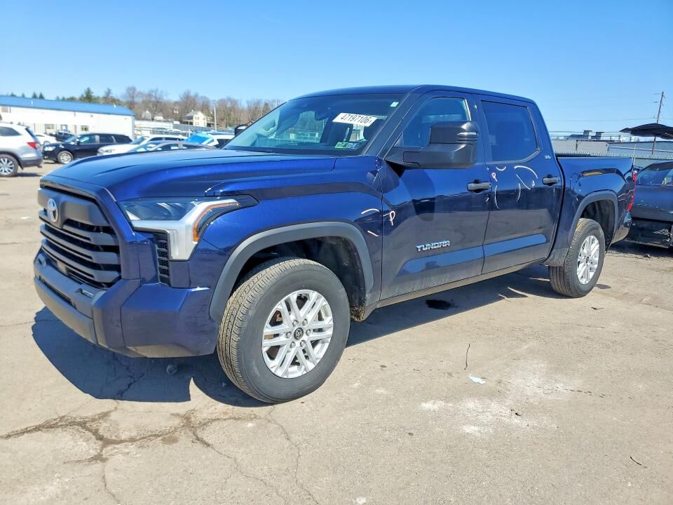 2022 TOYOTA Tundra