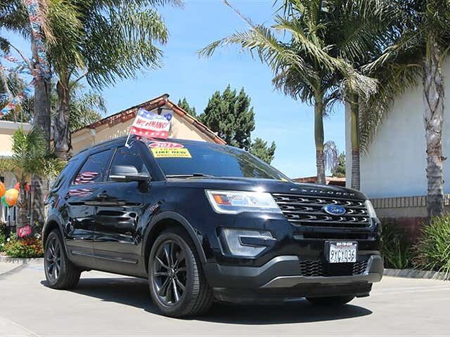 2017 FORD Explorer