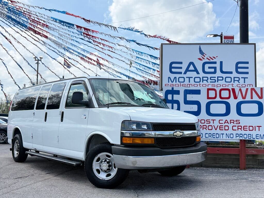 2016 CHEVROLET Express