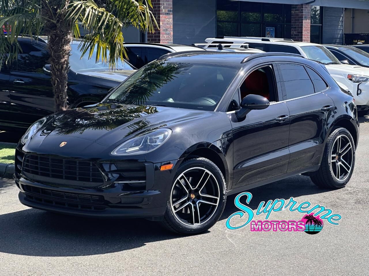 2020 PORSCHE Macan
