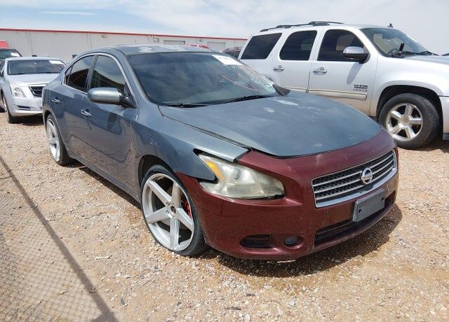 2011 NISSAN Maxima