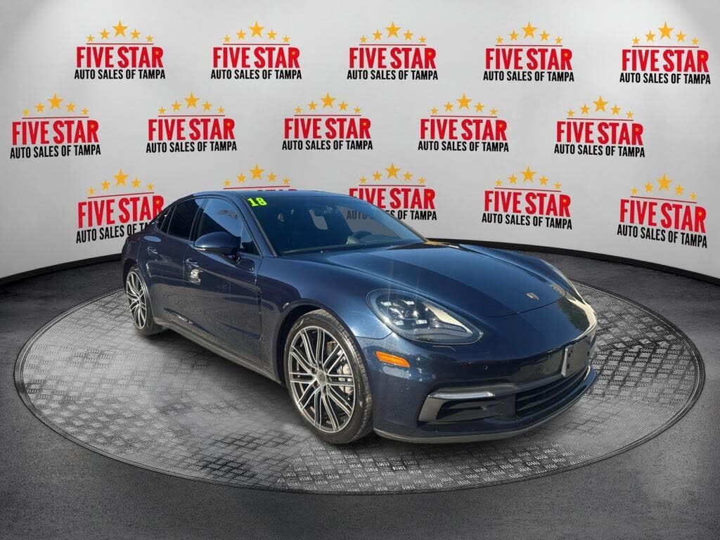2018 PORSCHE Panamera
