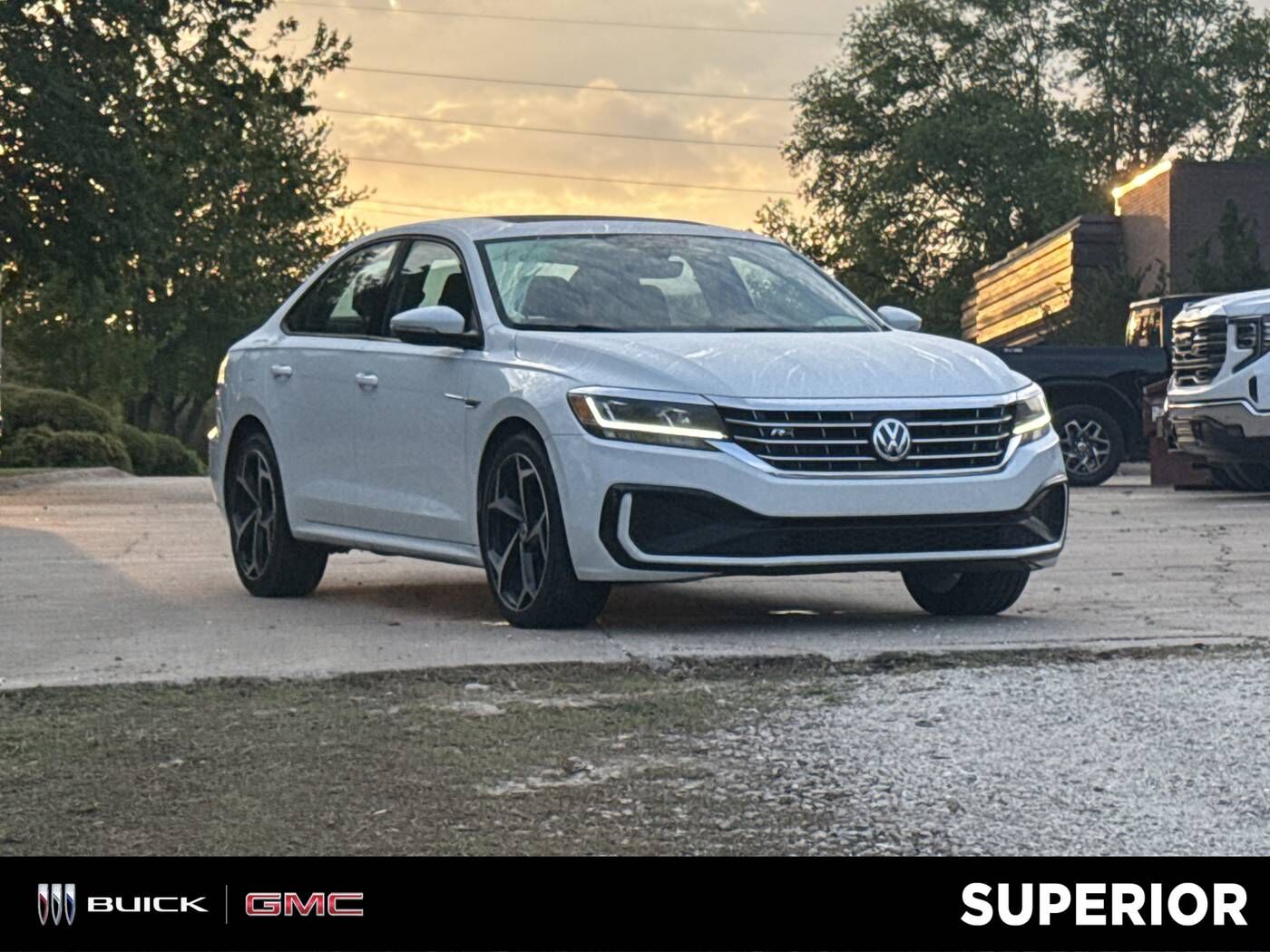 2021 VOLKSWAGEN Passat