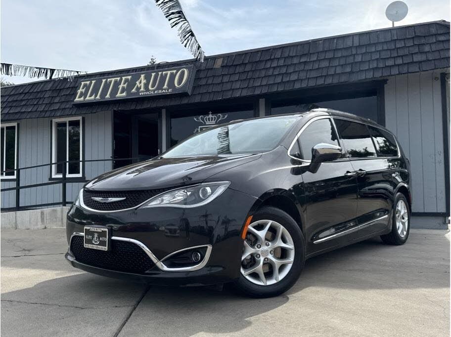 2020 CHRYSLER Pacifica