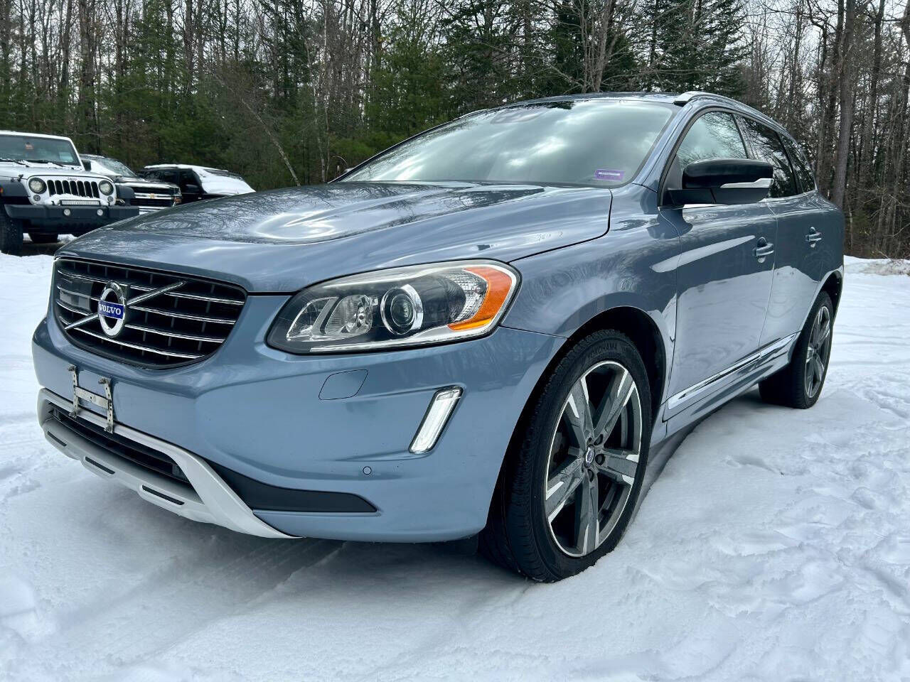 2017 VOLVO XC60