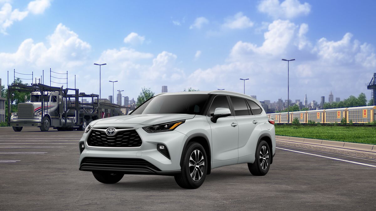2026 TOYOTA Highlander