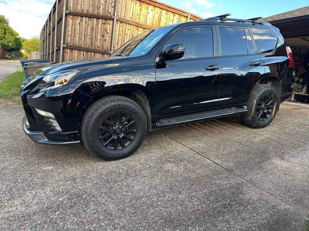 2022 LEXUS GX