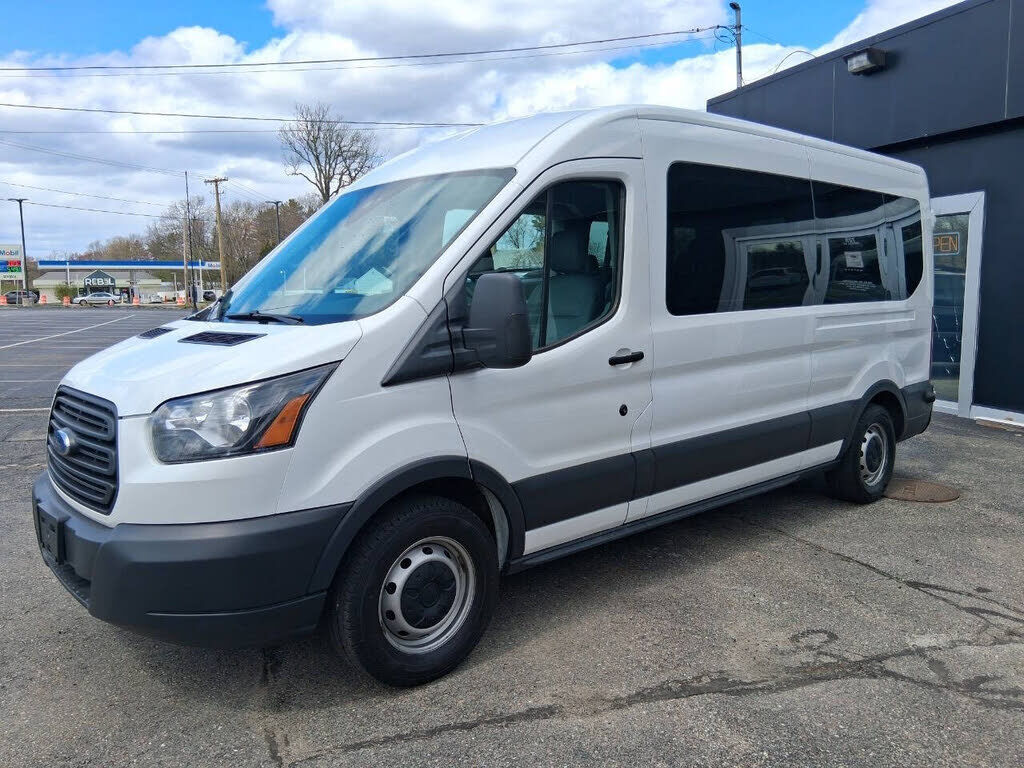 2017 FORD Transit