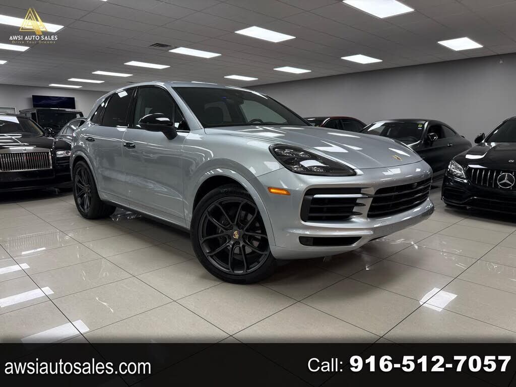 2020 PORSCHE Cayenne