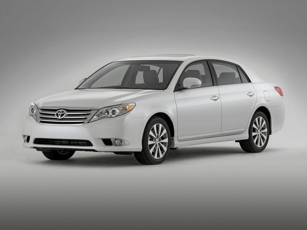 2011 TOYOTA Avalon