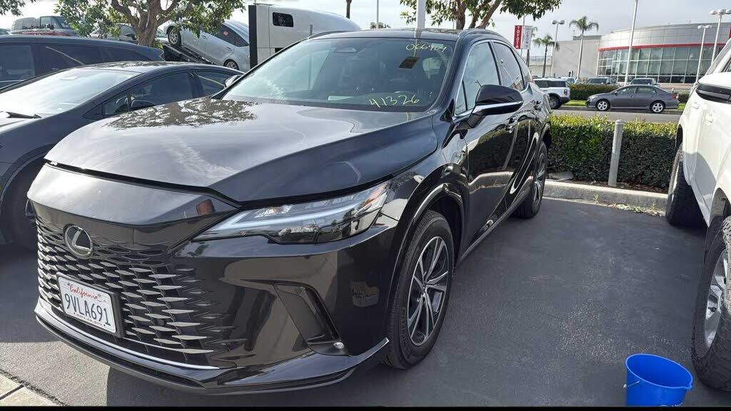 2025 LEXUS RX