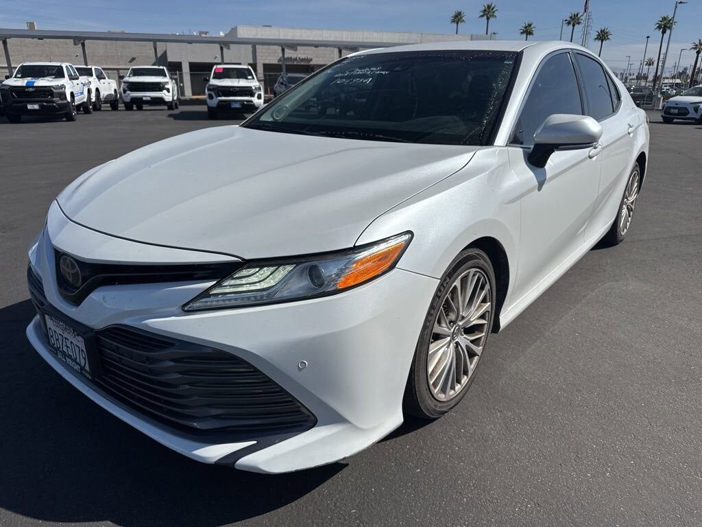 2018 TOYOTA Camry
