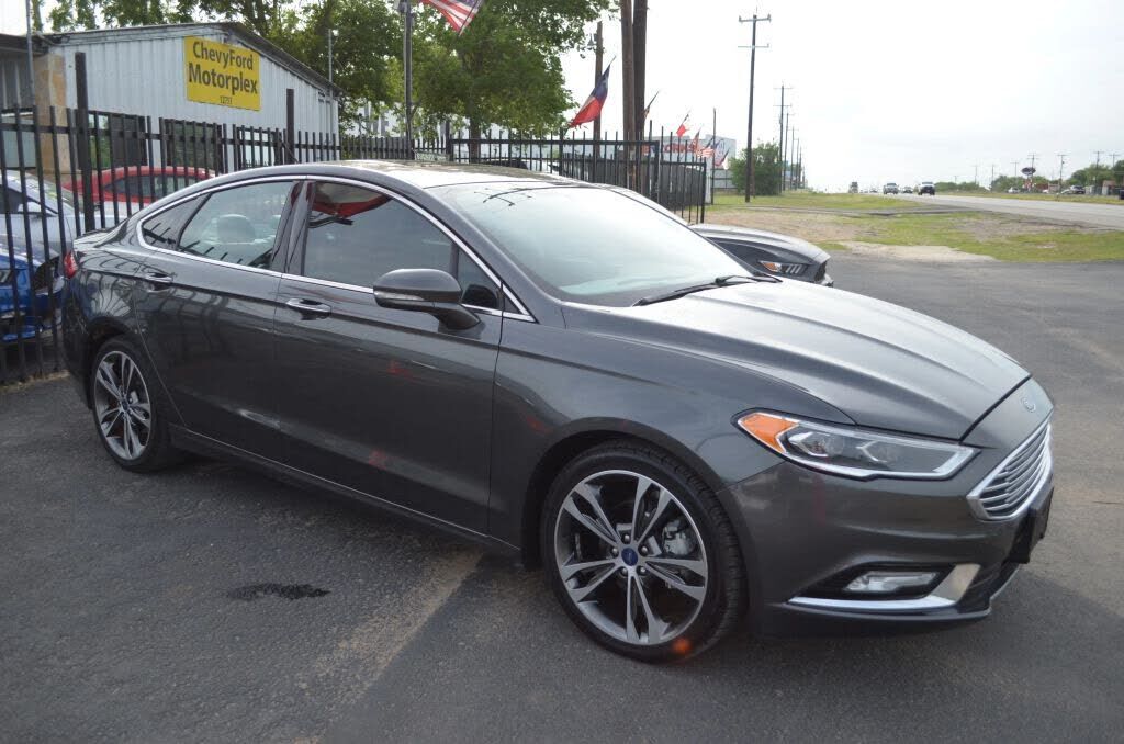 2017 FORD Fusion