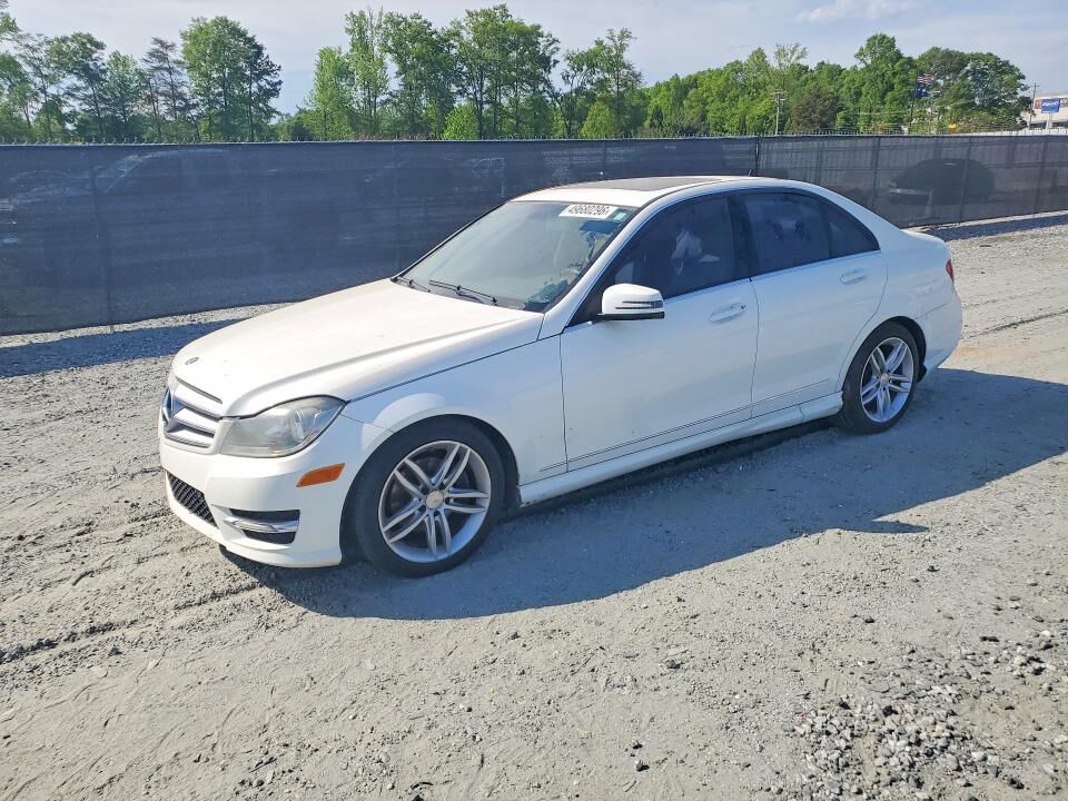 2013 MERCEDES-BENZ C-Class