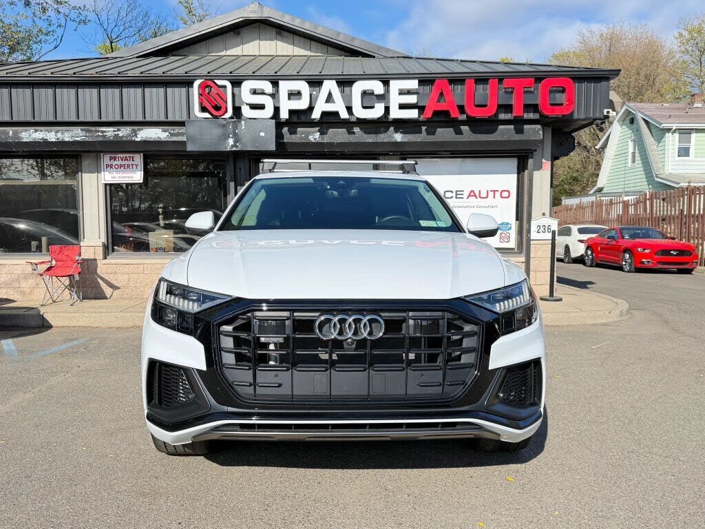 2023 Audi Q8