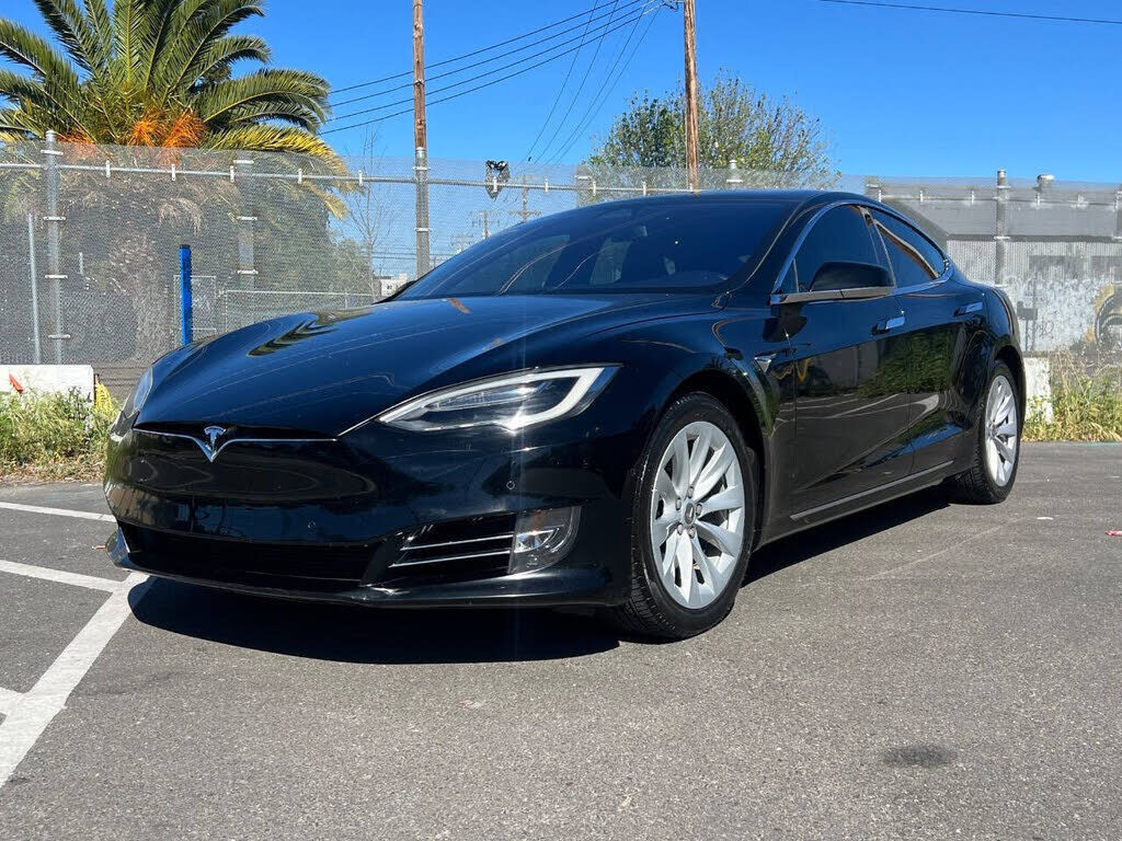 2018 TESLA Model S