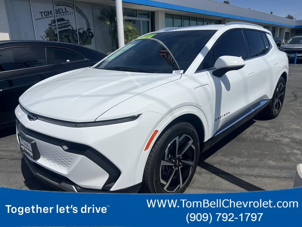 2024 CHEVROLET Equinox