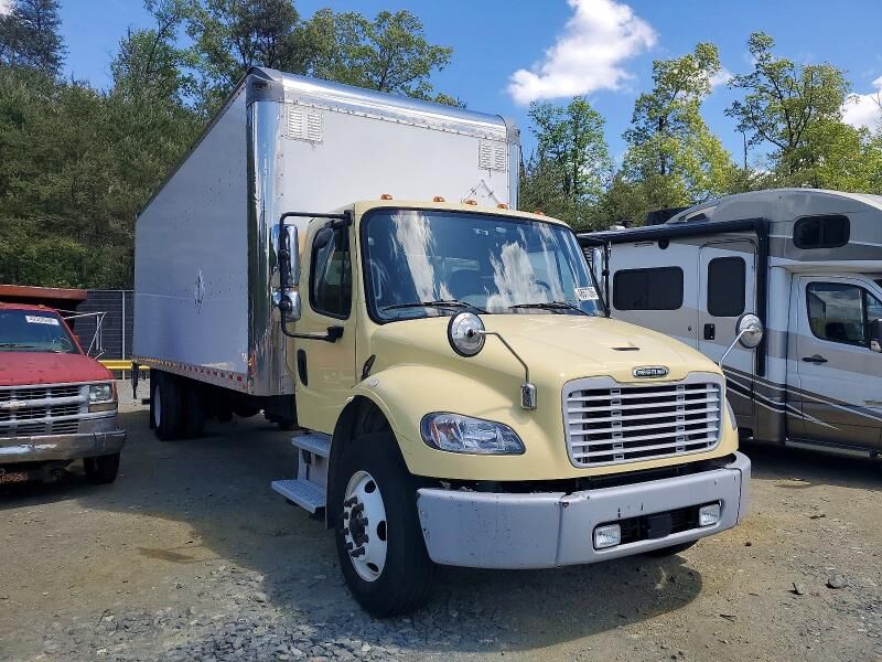2022 FREIGHTLINER M2