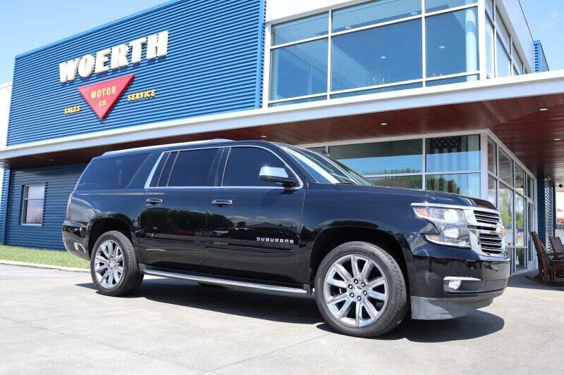 2017 CHEVROLET Suburban