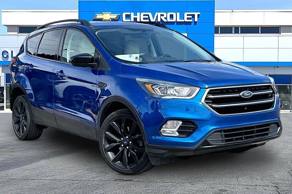 2018 FORD Escape