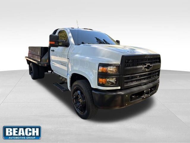 2024 GMC Silverado Medium Duty