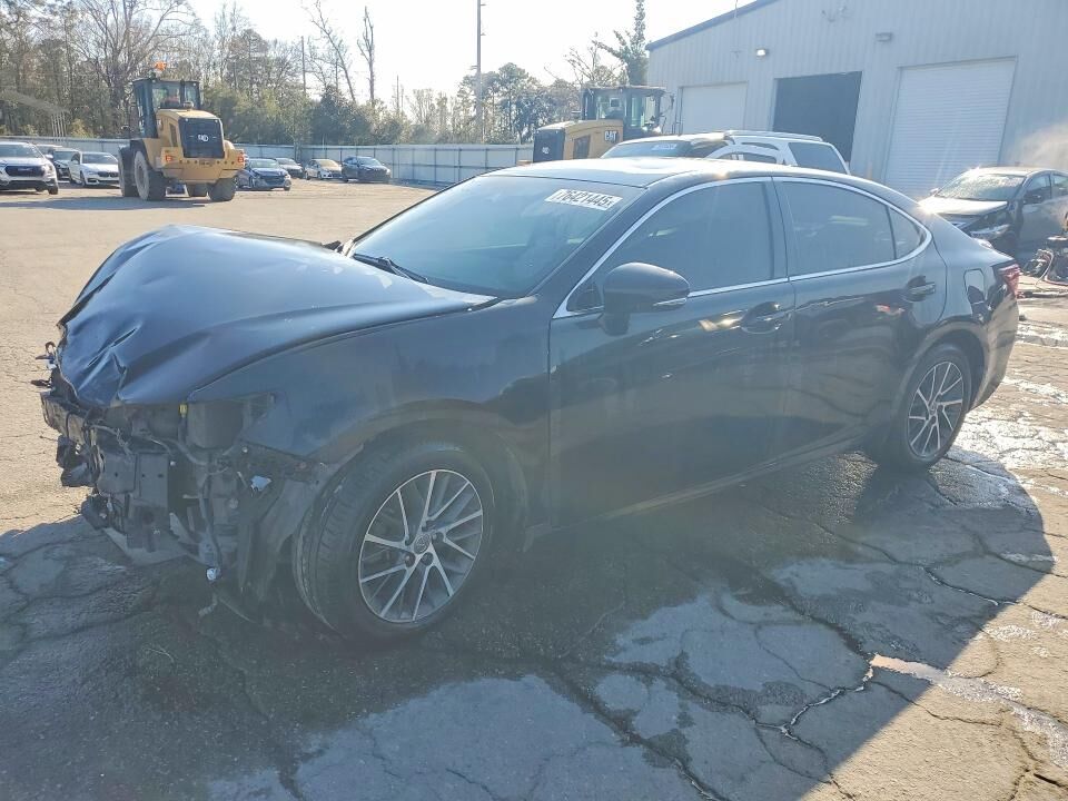2018 LEXUS ES