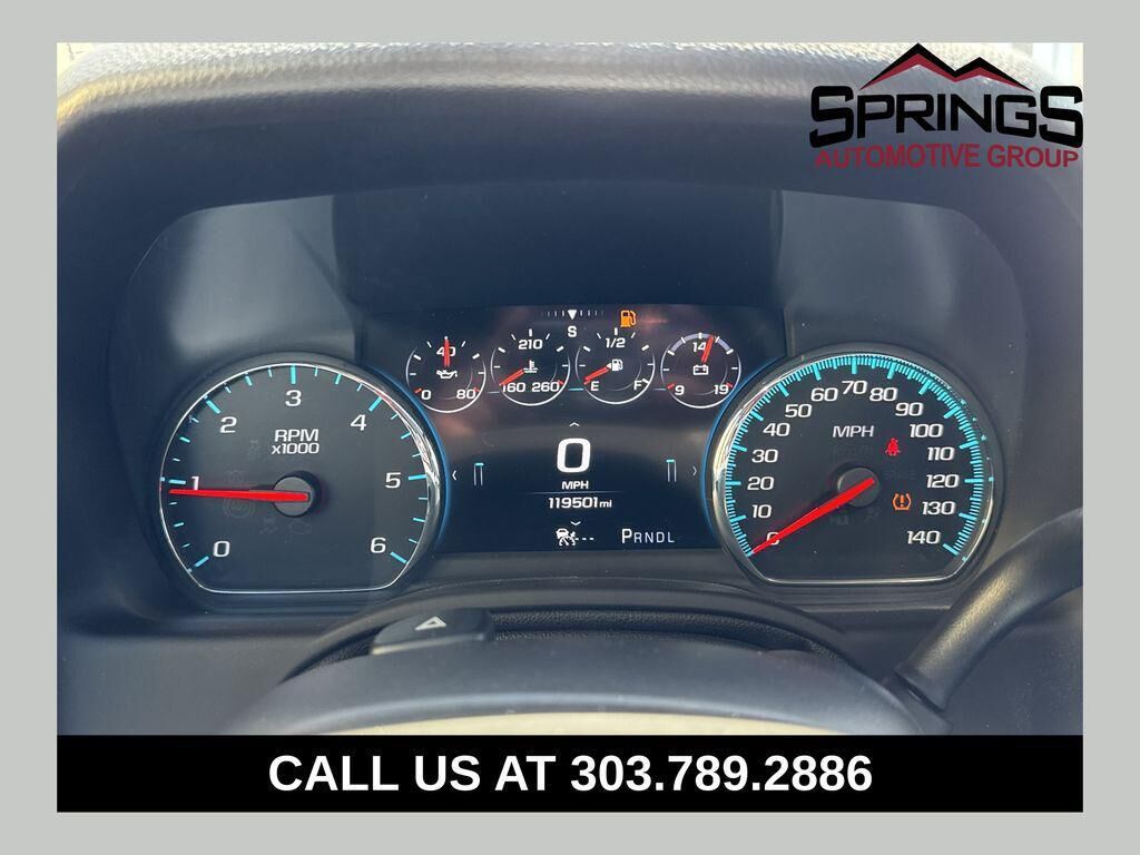 2017 CHEVROLET Suburban