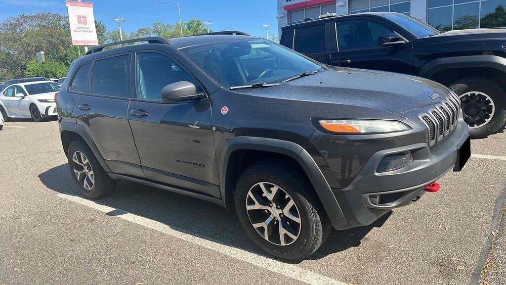 2018 JEEP Cherokee