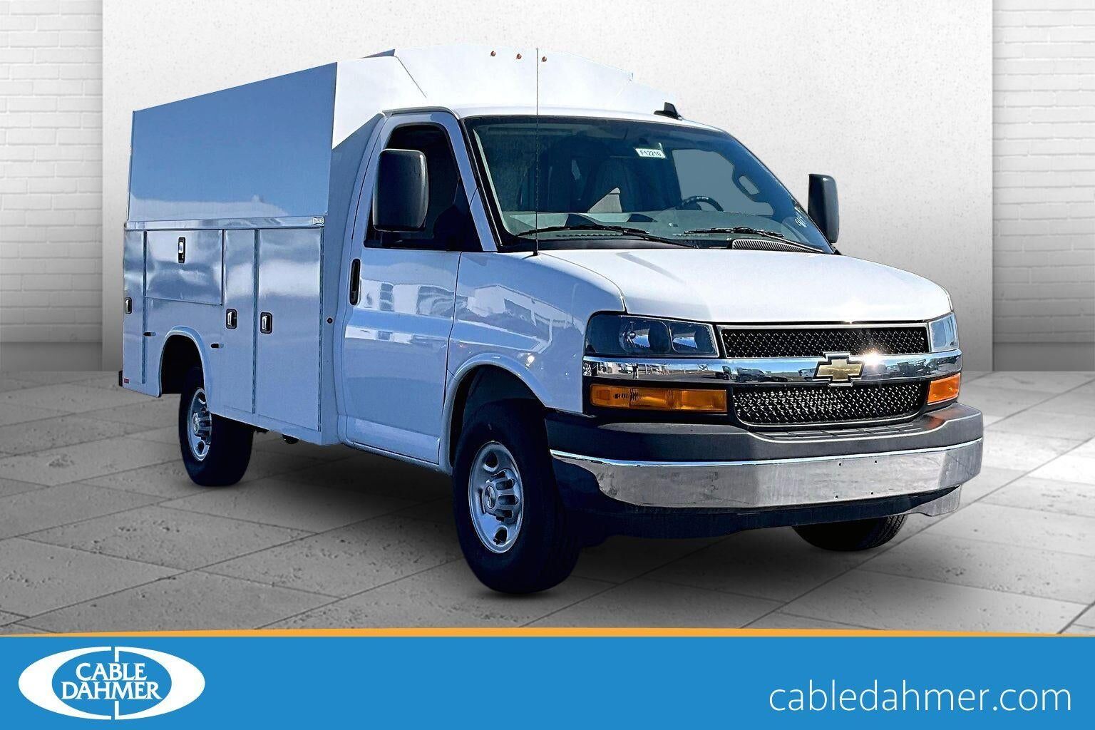 2025 CHEVROLET Express