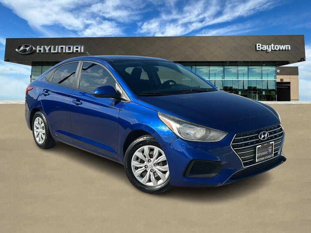 2022 HYUNDAI Accent