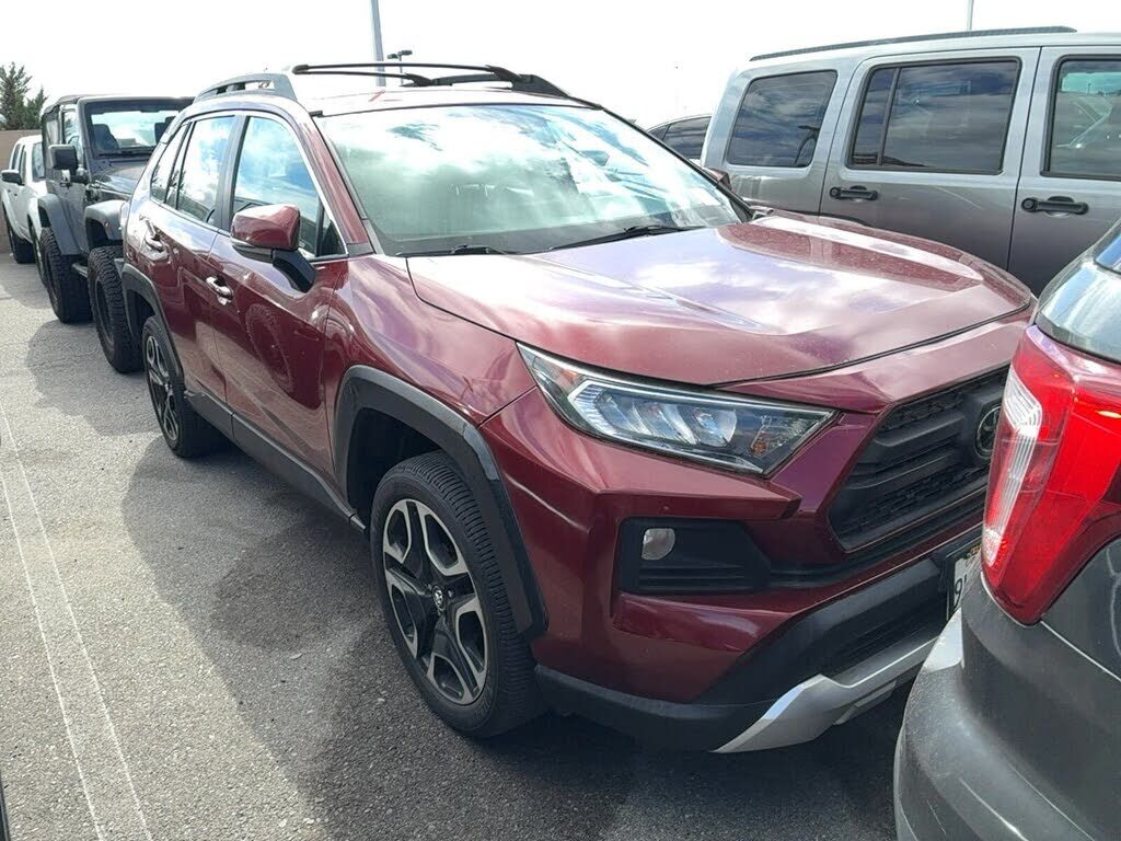2019 TOYOTA RAV4
