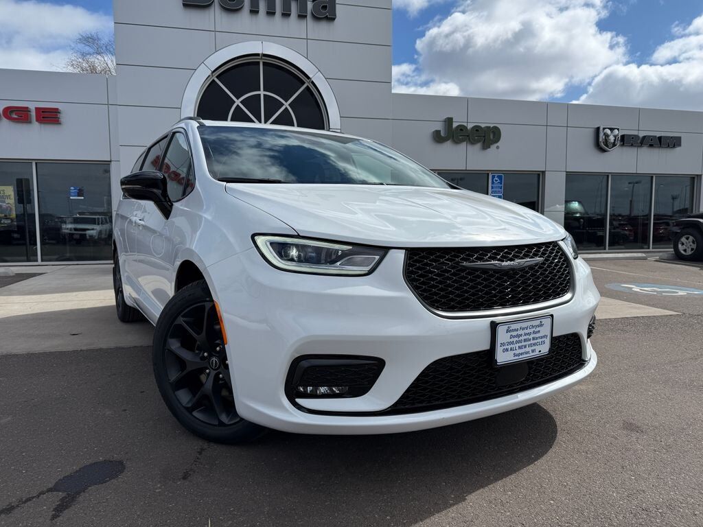 2026 CHRYSLER Pacifica