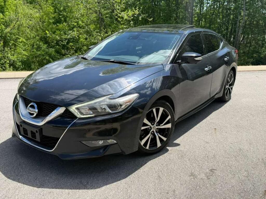 2017 NISSAN Maxima