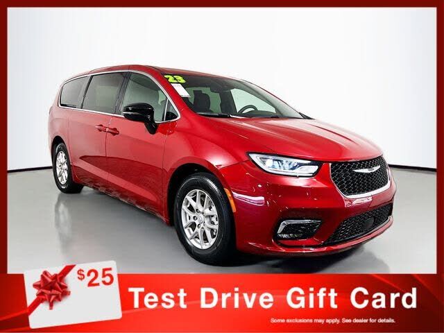 2025 CHRYSLER Pacifica