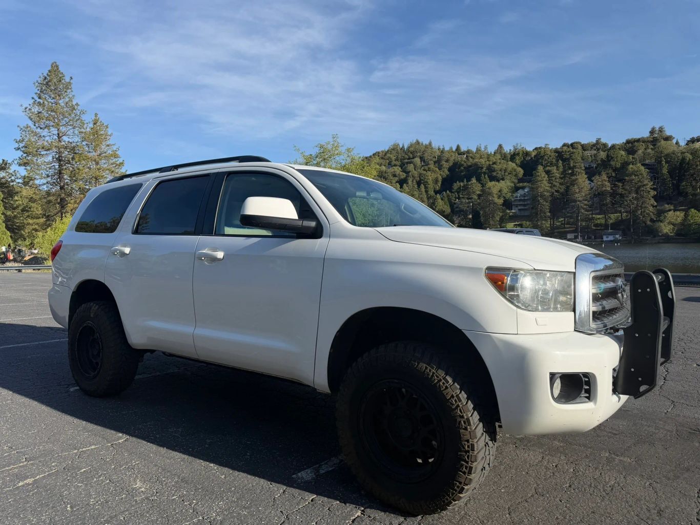 2017 TOYOTA Sequoia