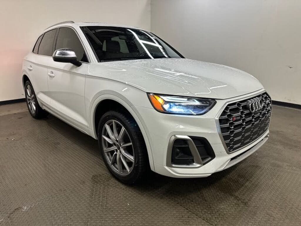 2022 AUDI SQ5