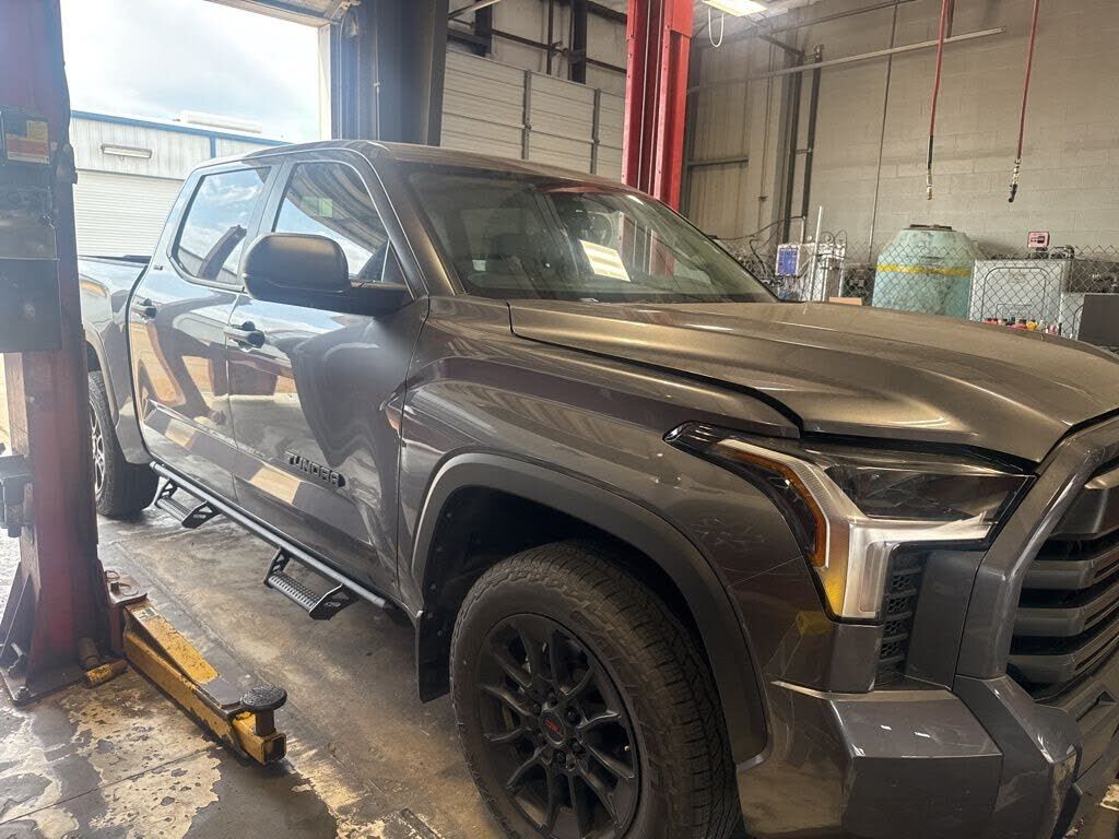 2024 TOYOTA Tundra