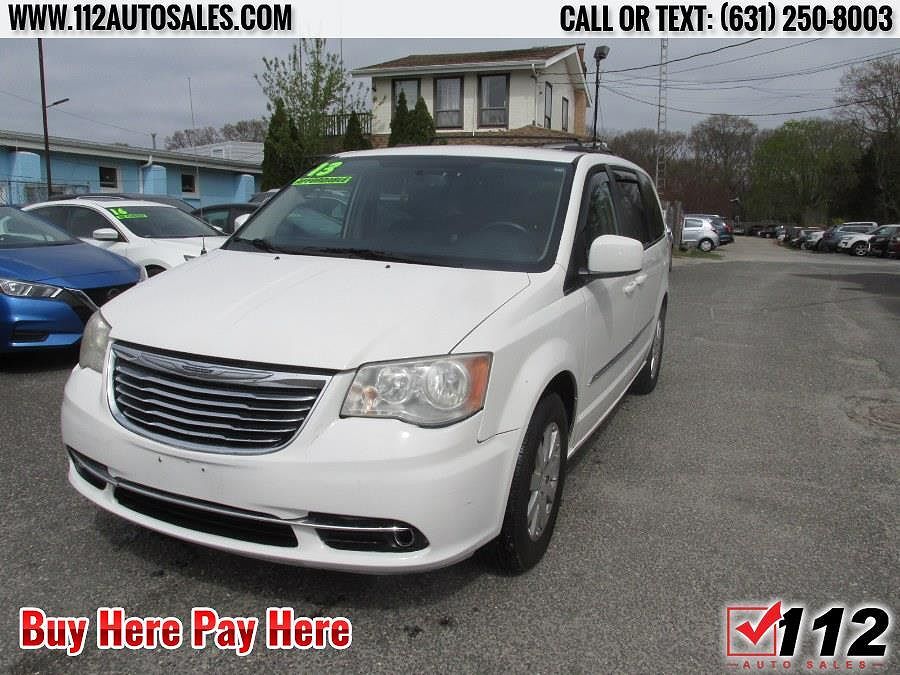 2013 CHRYSLER Town and Country