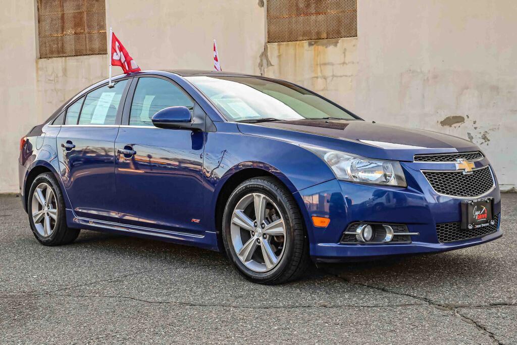 2013 CHEVROLET Cruze