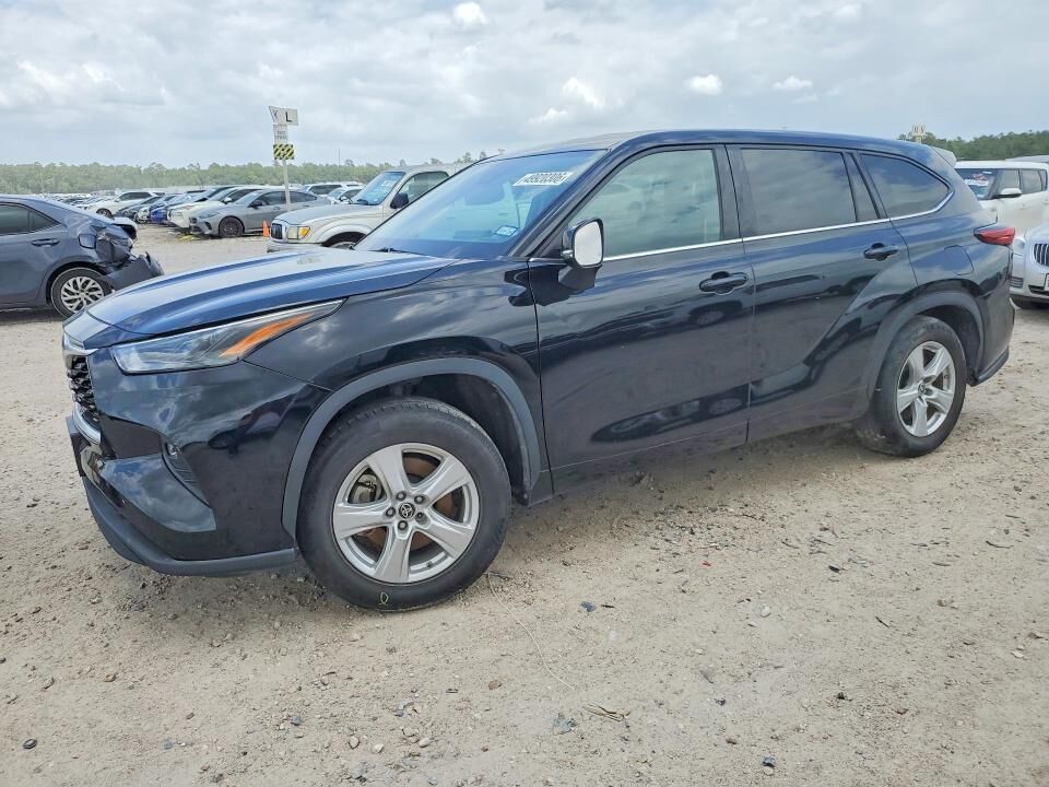 2022 TOYOTA Highlander